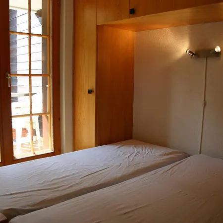 Mayens De L Ours Az 013 - Mountain 8p